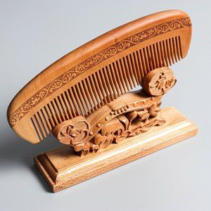 Handcrafted Bamboo Comb w/ Decorative Stand